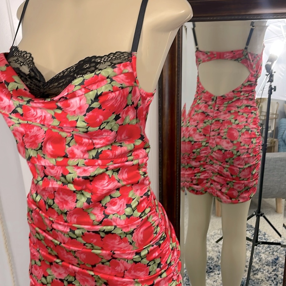 FL&L Floral Satin Ruched Cowl Neck Mini Dress w/ Black Bra Underlay Med Like New